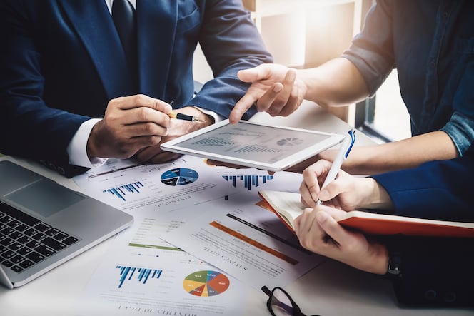 What Sales Metrics Should You Track? The Essential List